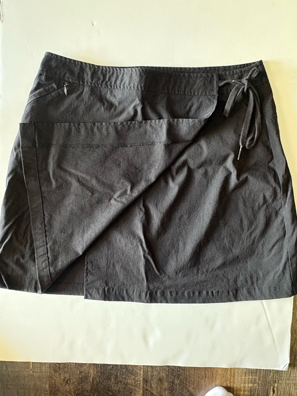 2 piece—Athleta Wrap-Style Mini Skort with Side Tie